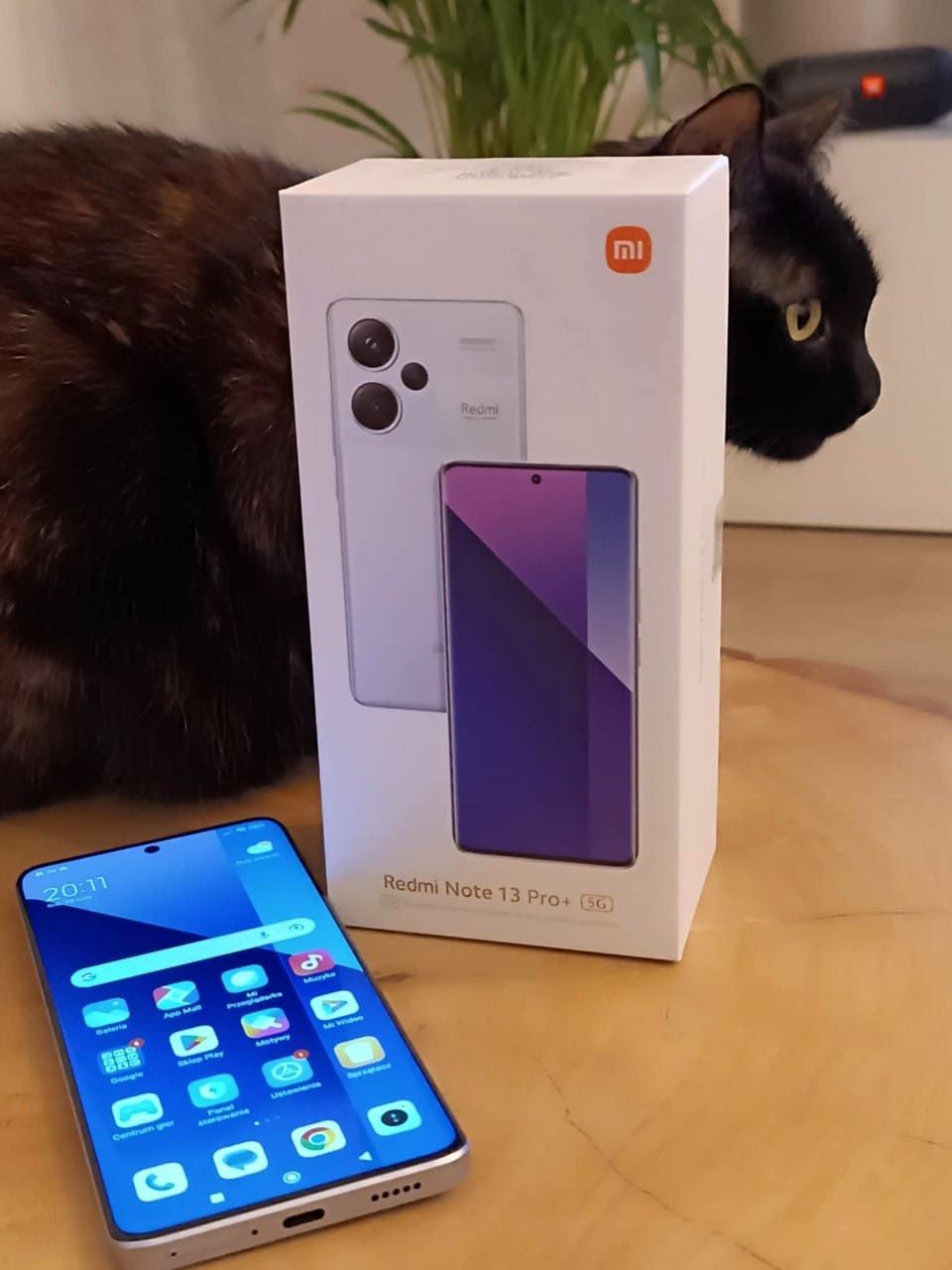 Redmi Note 13 Pro+ 5G – recenzja. Smartfon z flagowymi możliwościami?