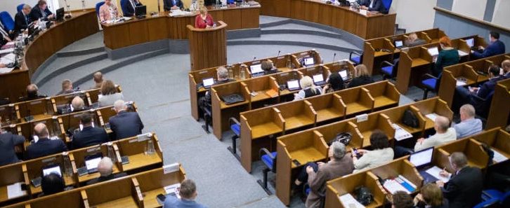 Radni ustalą wynagrodzenie prezydenta Płocka na 2026 rok