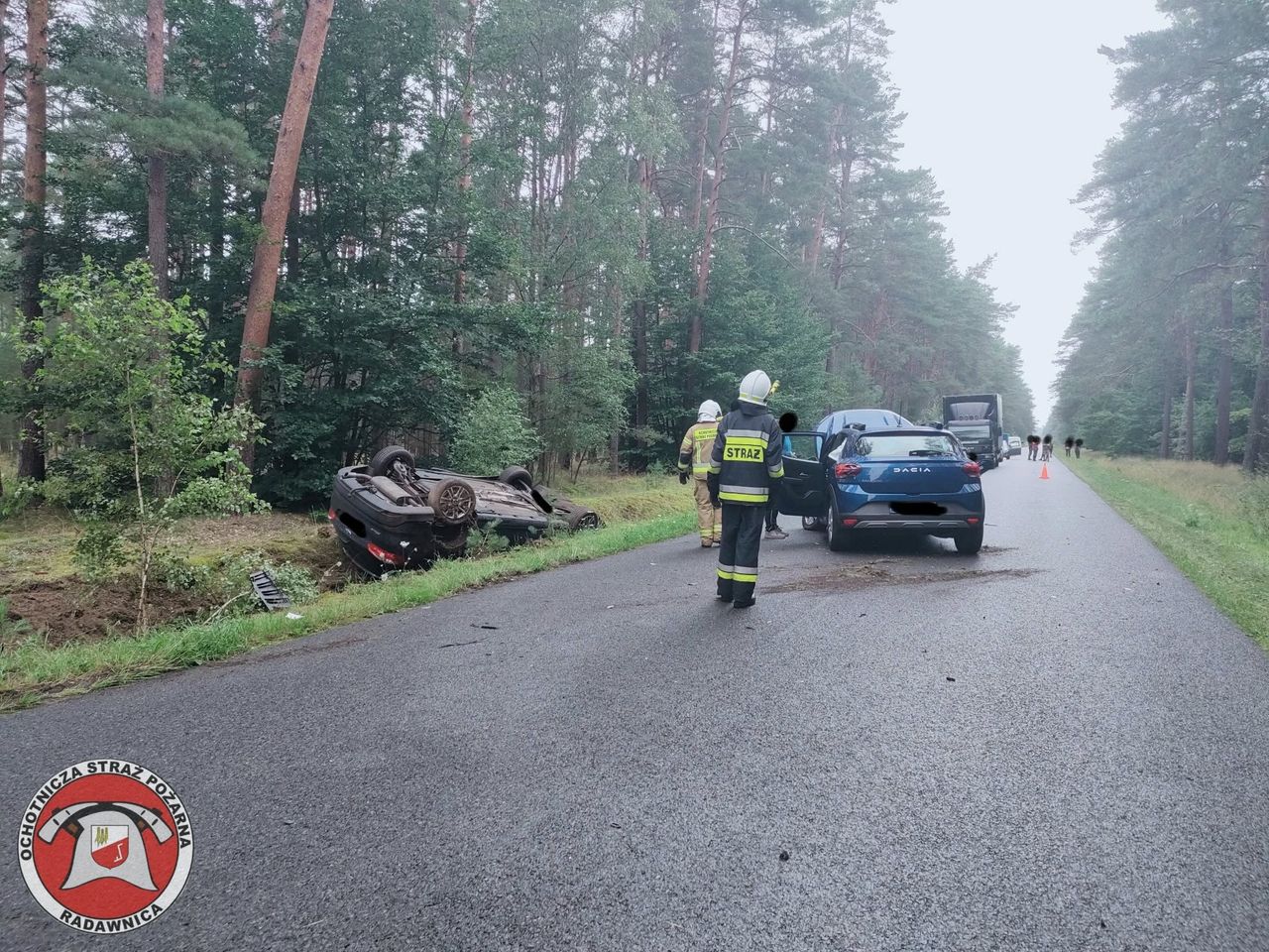 Cztery osoby poszkodowane po wypadku między Radawnicą a Lędyczkiem