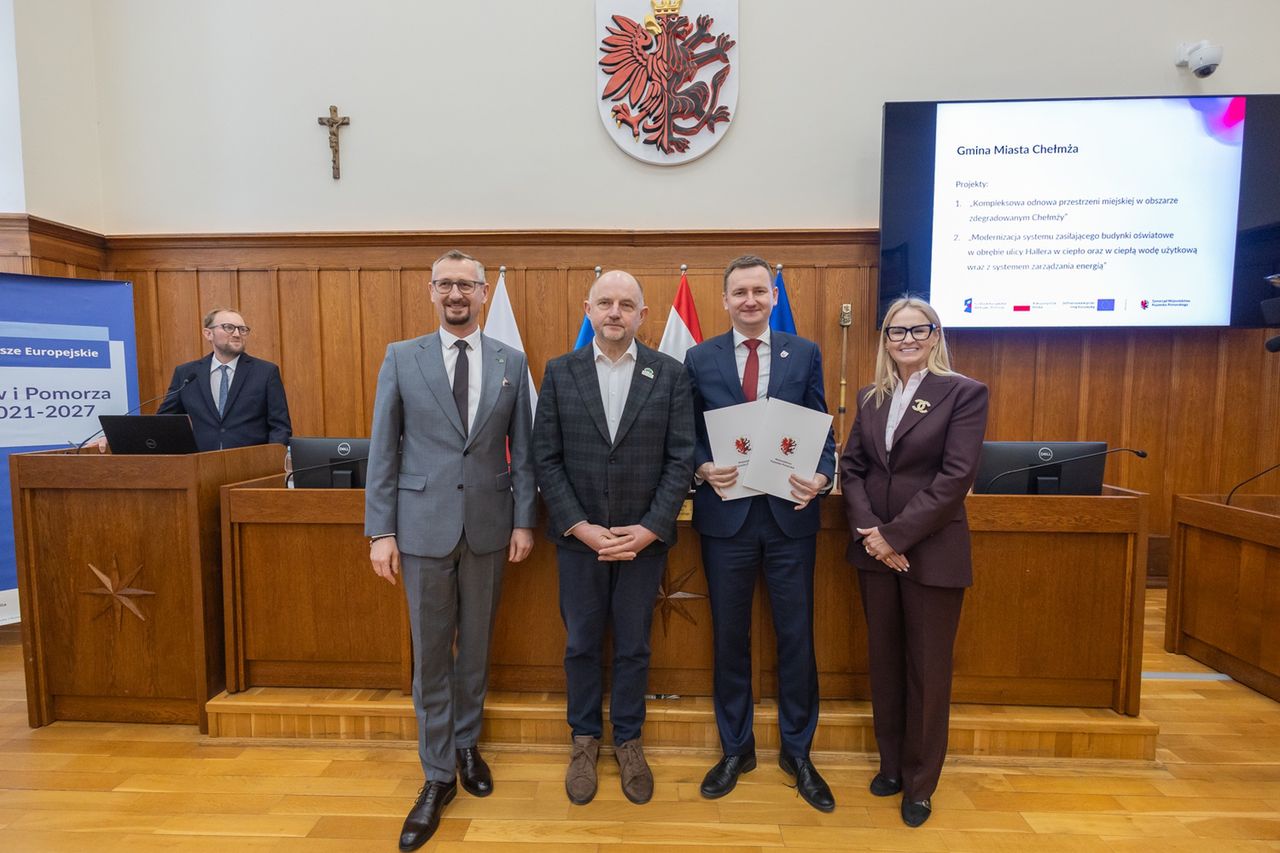 Nowe place zabaw i oszczędność energetyczna – Chełmża pozyskała kolejne miliony!