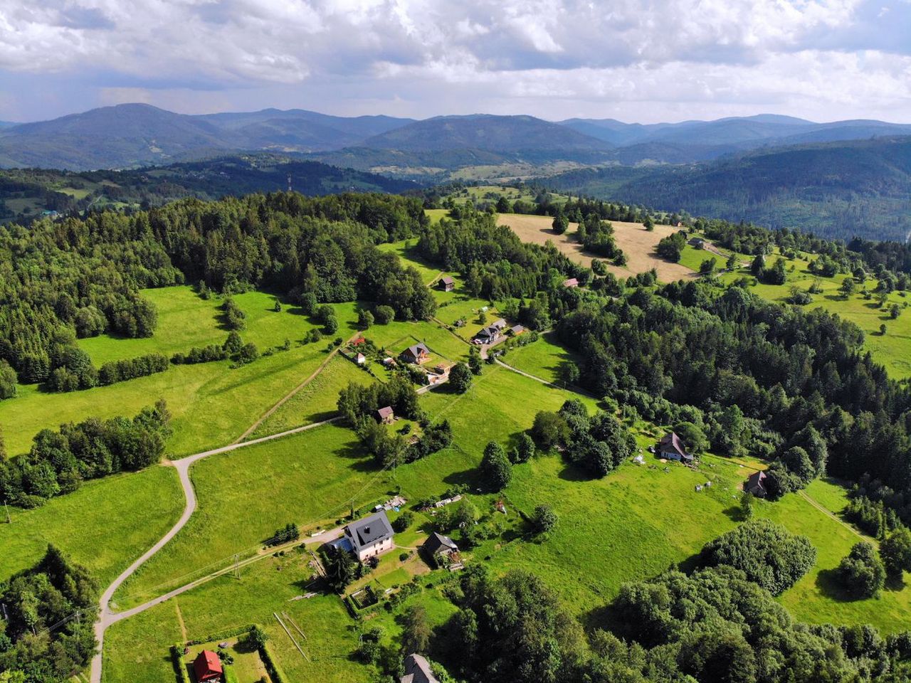 Miejsce, które podbija serca turystów. "Drugie Tatry" zamiast zatłoczonego Zakopanego