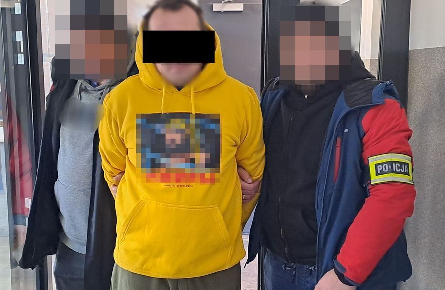 Groził rodzicom śmiercią, mimo sądowego zakazu. 36-latek z Poniatowej trafił do aresztu