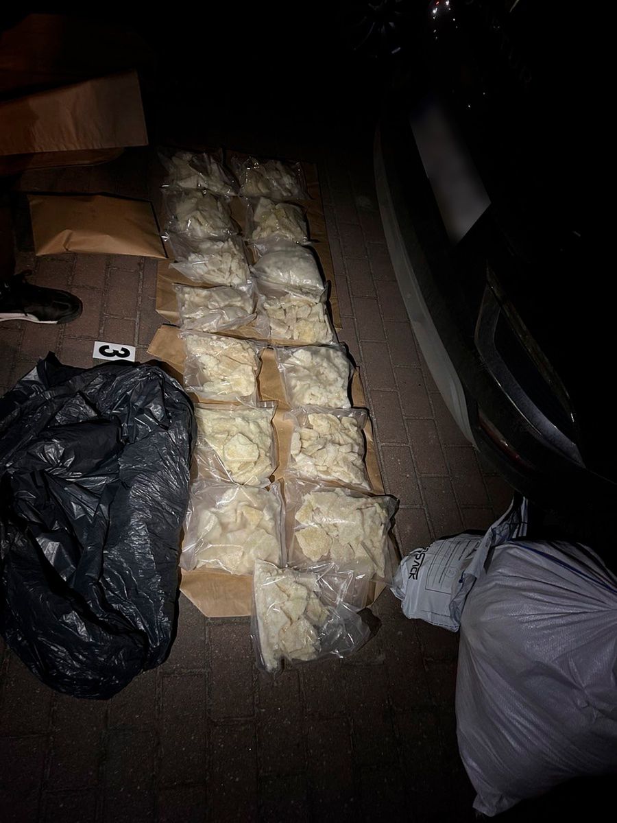 Policja rozbiła gang narkotykowy w Gdańsku – zabezpieczono narkotyki warte ponad 4 miliony złotych