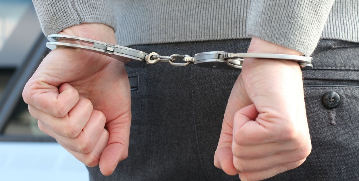 Zatrzymania poszukiwanych w Sierpcu – skuteczna akcja policji w świąteczny weekend!