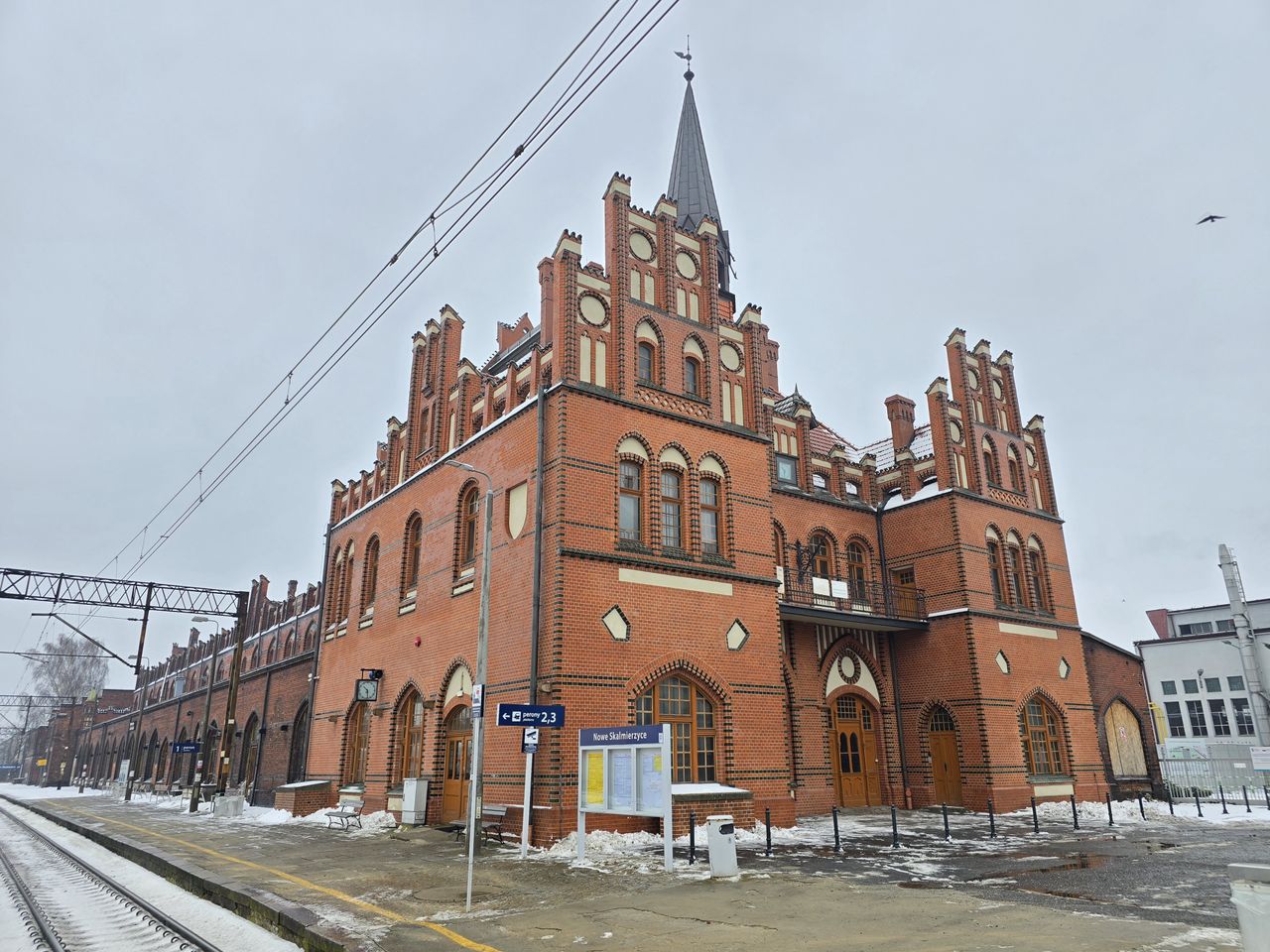 120-letni dworzec w Nowych Skalmierzycach odzyska blask