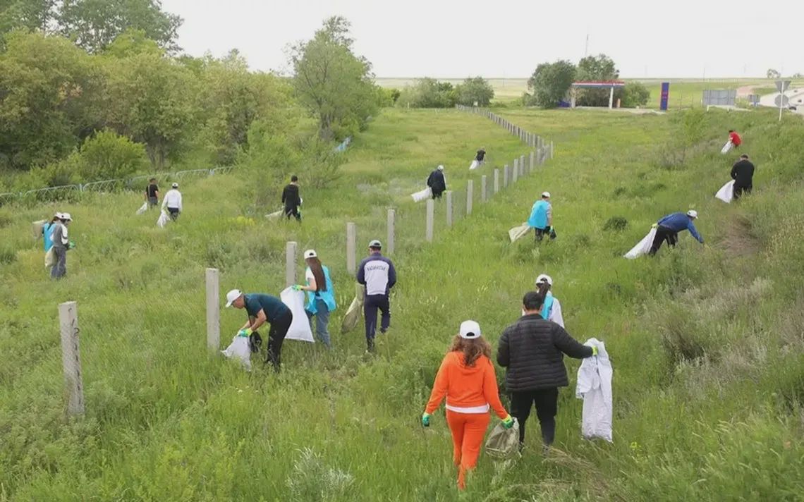 Akcja Czysty Kazachstan, czyli wszyscy mieszkańcy sprzątają swój kraj