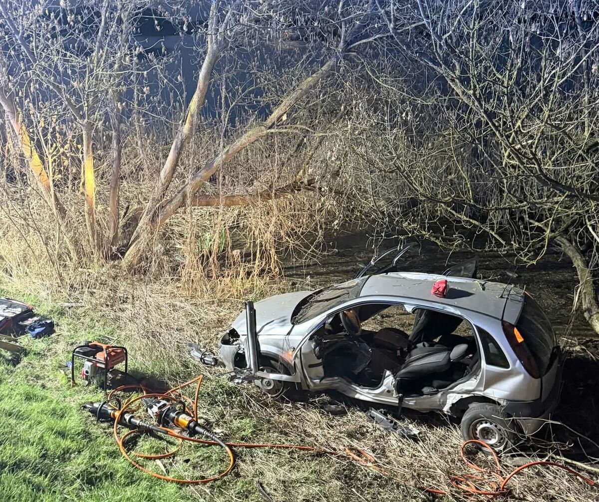 Wypadek w Murzynowie. Auto wpadło do Wisły – policja apeluje o rozwagę!