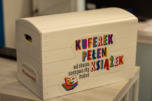 "Kuferek pełen książek" w Płocku – 75 przedszkoli z nowym projektem czytelniczym!