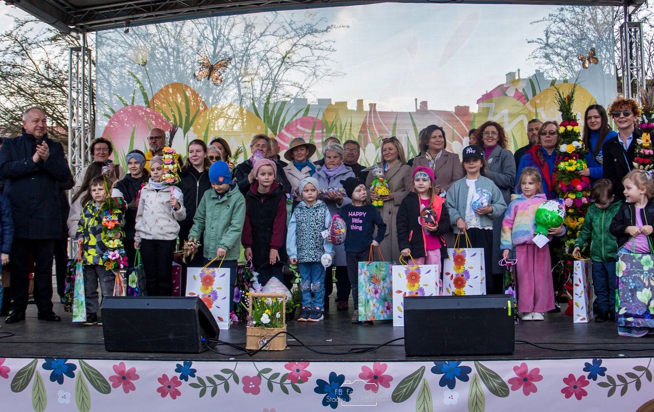Ostrowiecki Rynek centrum wielkanocnych tradycji