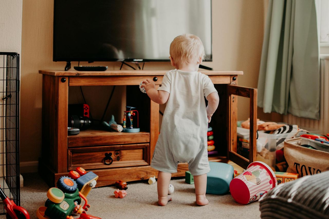 Jak sprytnie ukryć bałagan w domu? Te meble na wymiar rozwiążą Twój problem!