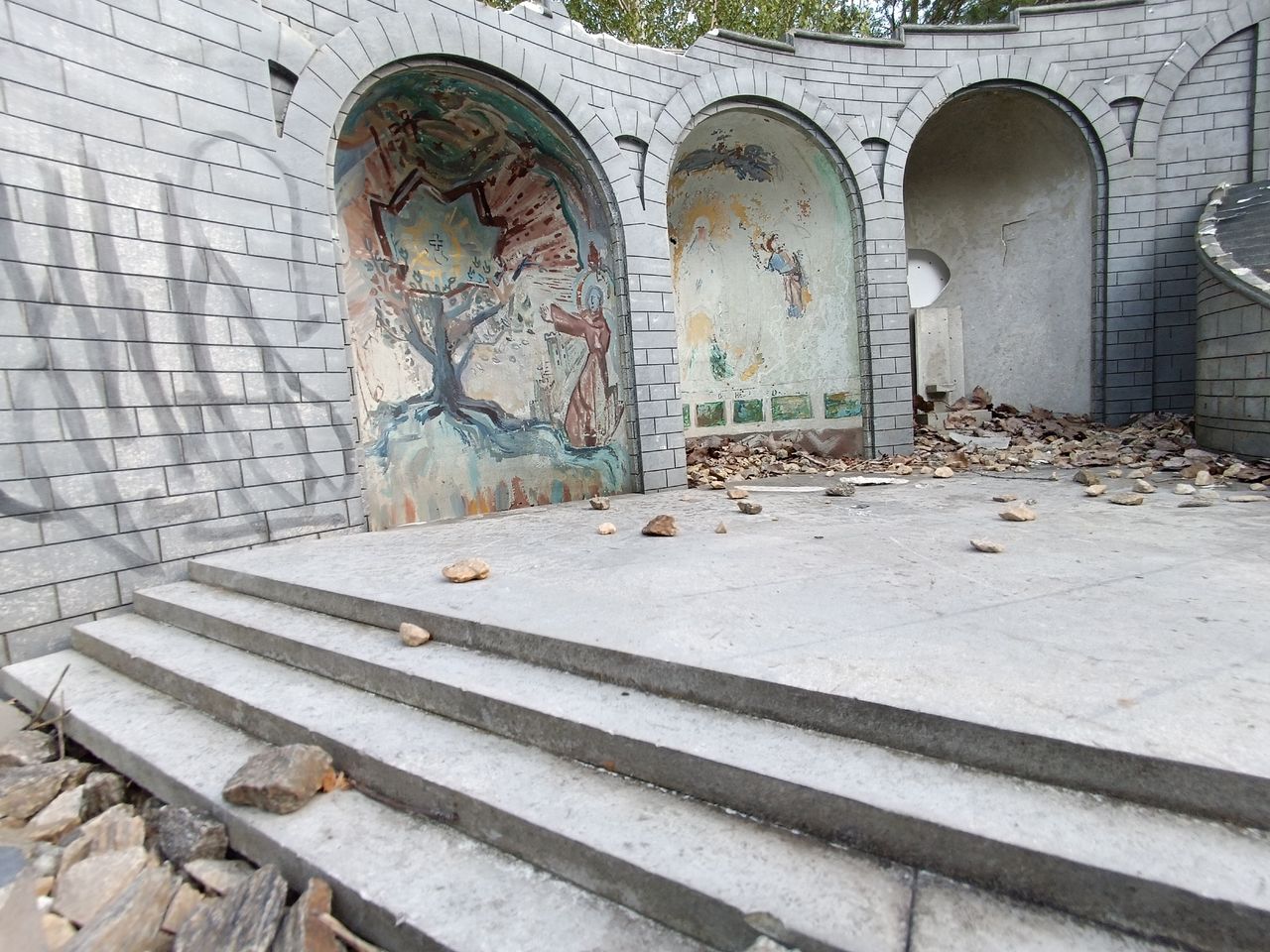 To miała być wizytówka Częstochowy. Dziś jest ruiną. Upadek Parku Miniatur Sakralnych