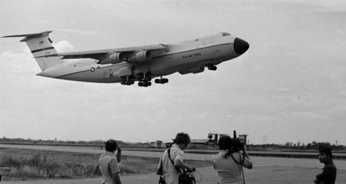 Ostatnia kobieta, walcząca w Wietnamie. Zginęła w katastrofie