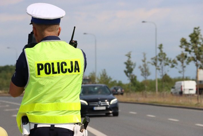 Poszukiwany, poszukiwana - wpadł podczas kontroli drogowej