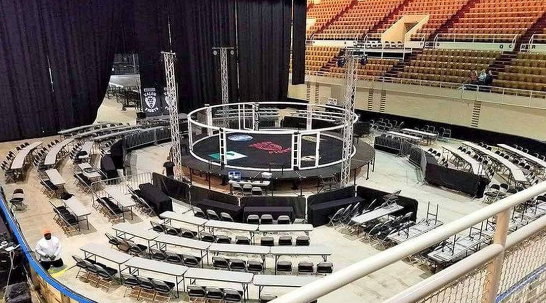 Nic z tego. Nie będzie gali w Toruniu. Umowa zerwana