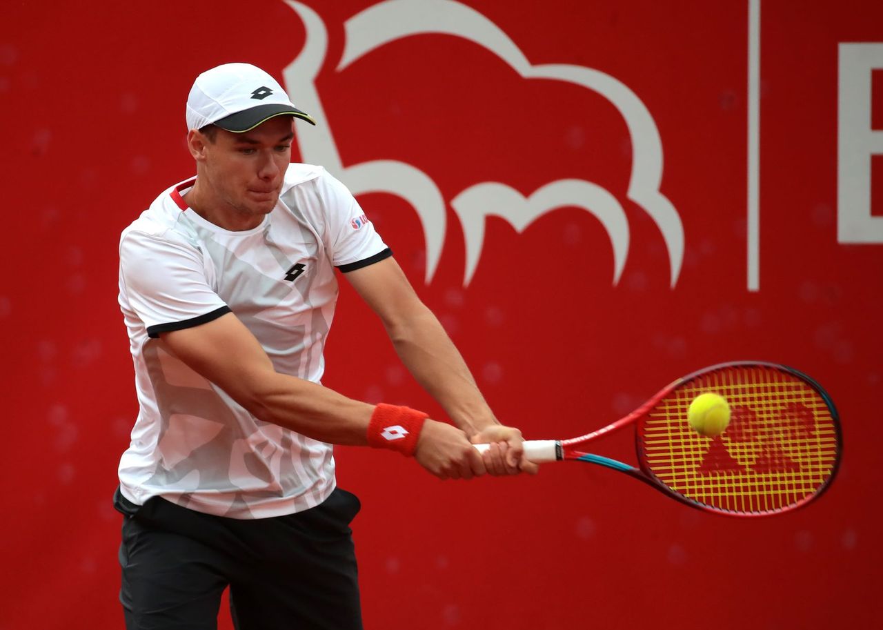 Czas na kolejny występ Kamila Majchrzaka w Miami Open. Mecz Polaka w poniedziałkowy wieczór