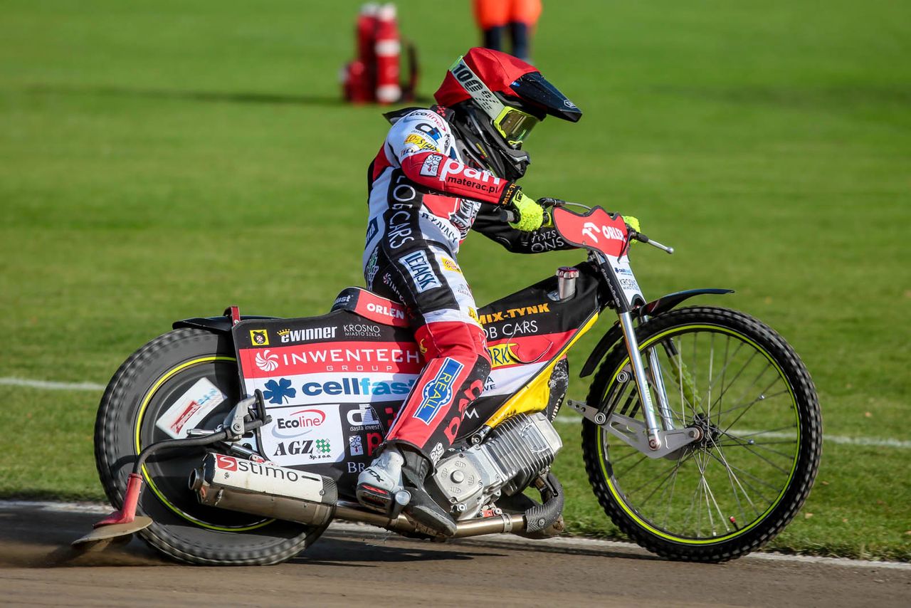 Żużel. Mamy siedmiu nowych zawodników z licencją "Ż". Dwóch odnowiło certyfikat