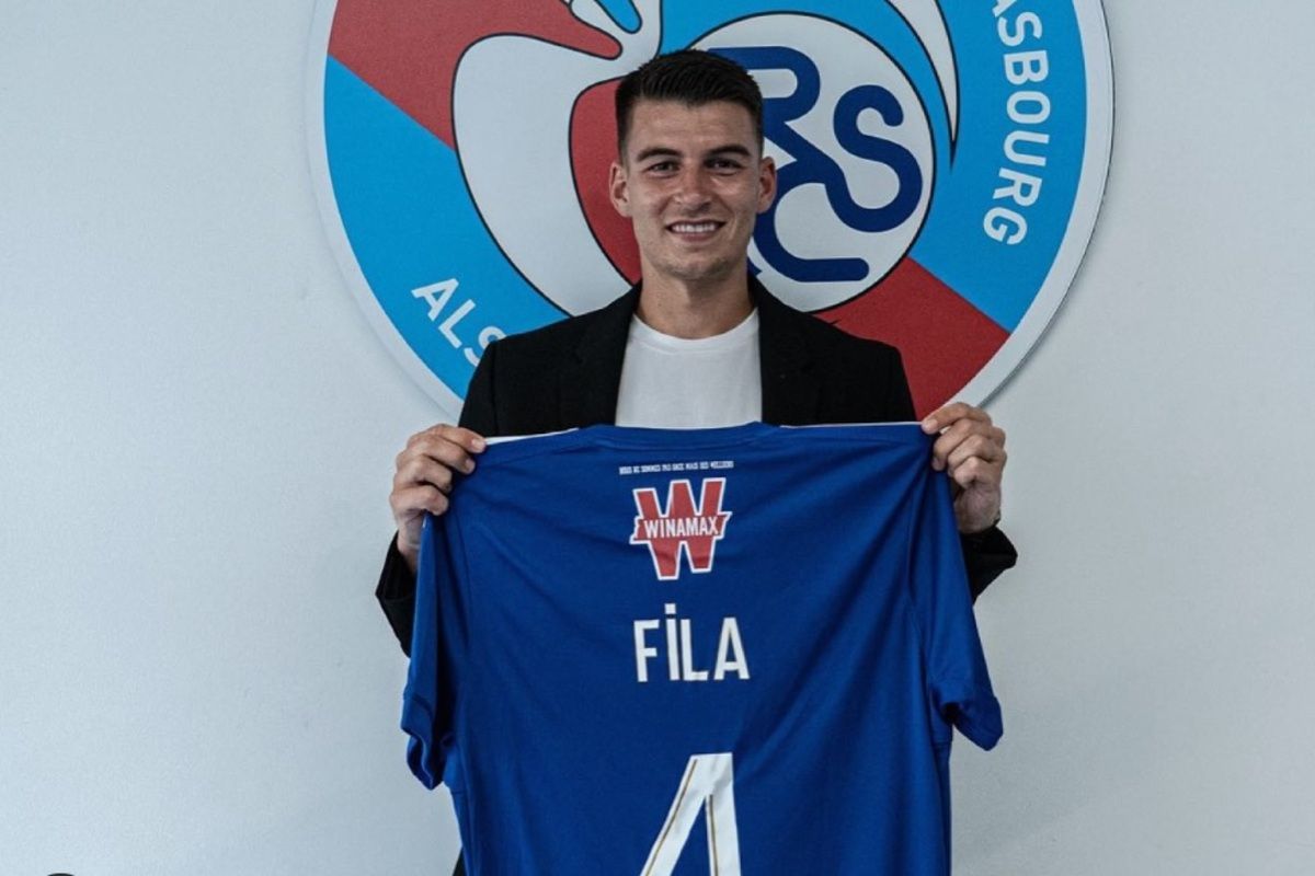 Karol Fila wrócił do Francji. Obrońca znalazł się w składzie na sparing