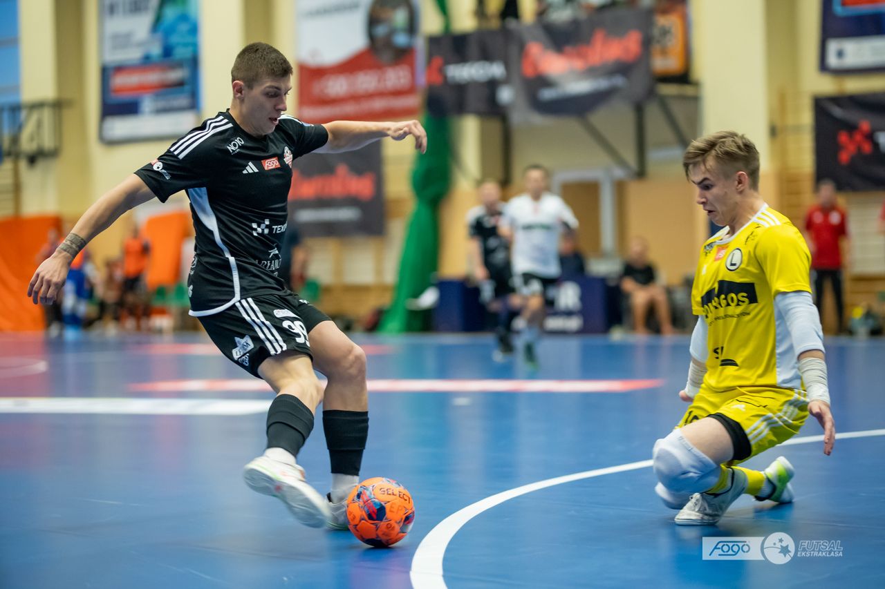 Śląsk Wrocław wygrywa, Legia Warszawa zadowala się punktem