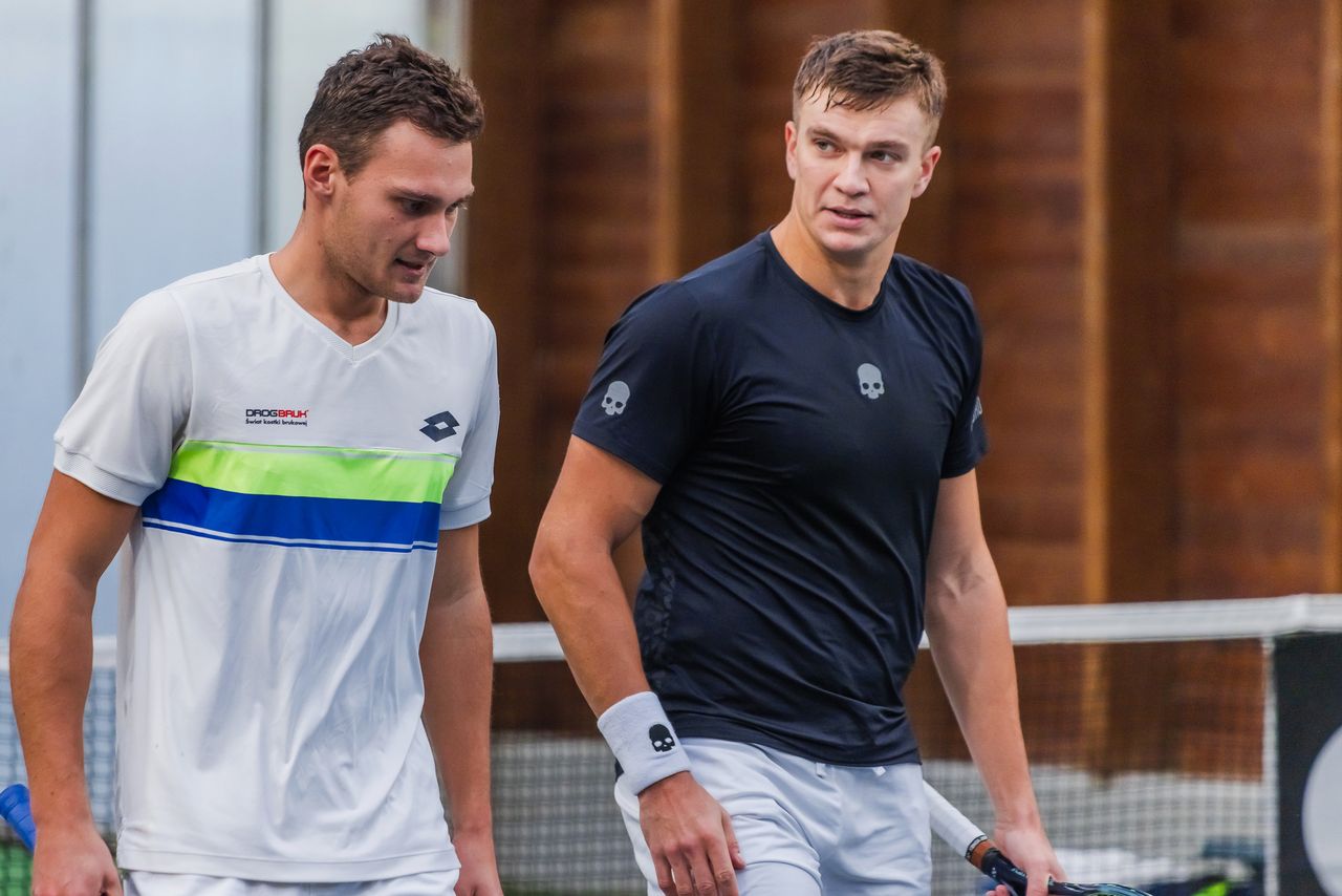 Walkower w meczu Polaków. Jeden powalczy o finał