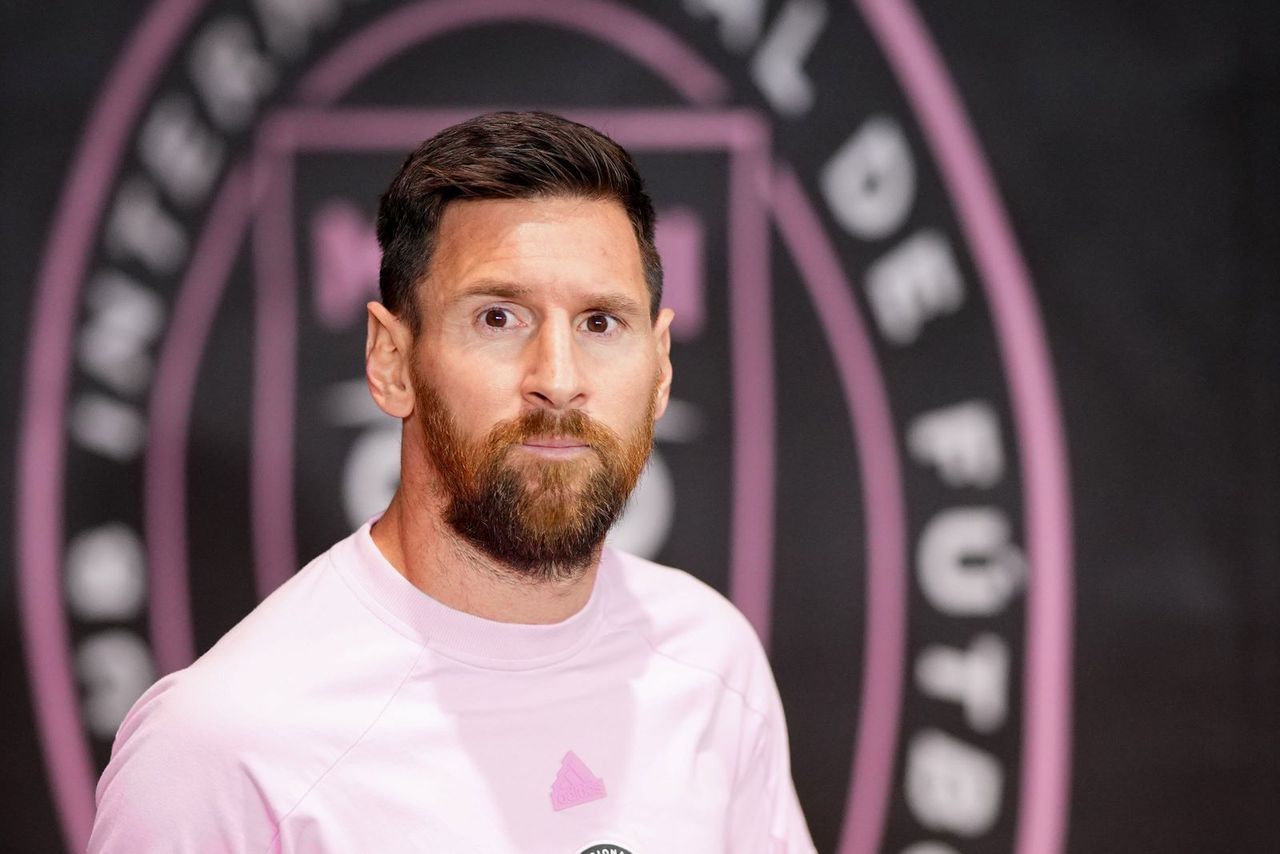 Leo Messi o powrocie do Barcelony: "Czuję się związany"