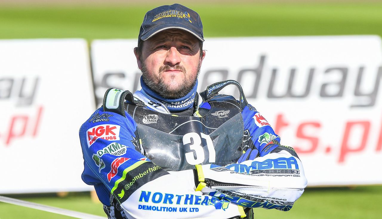 Żużel. Zacięty mecz w King's Lynn. Chris Harris wciąż ma to coś!