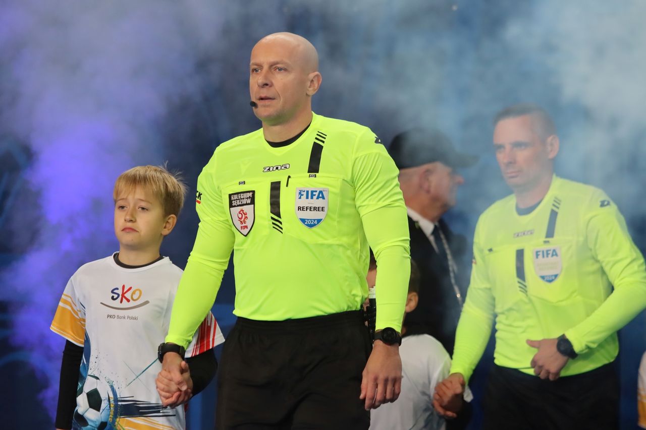 Oficjalnie: Marciniak doceniony przez FIFA. Będzie sędziować na prestiżowym turnieju