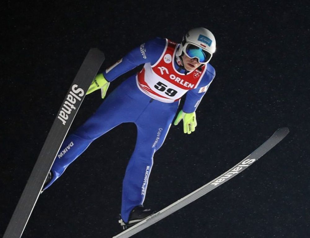 Polak walczył o podium w Zakopanem. Skończyło się na upadku