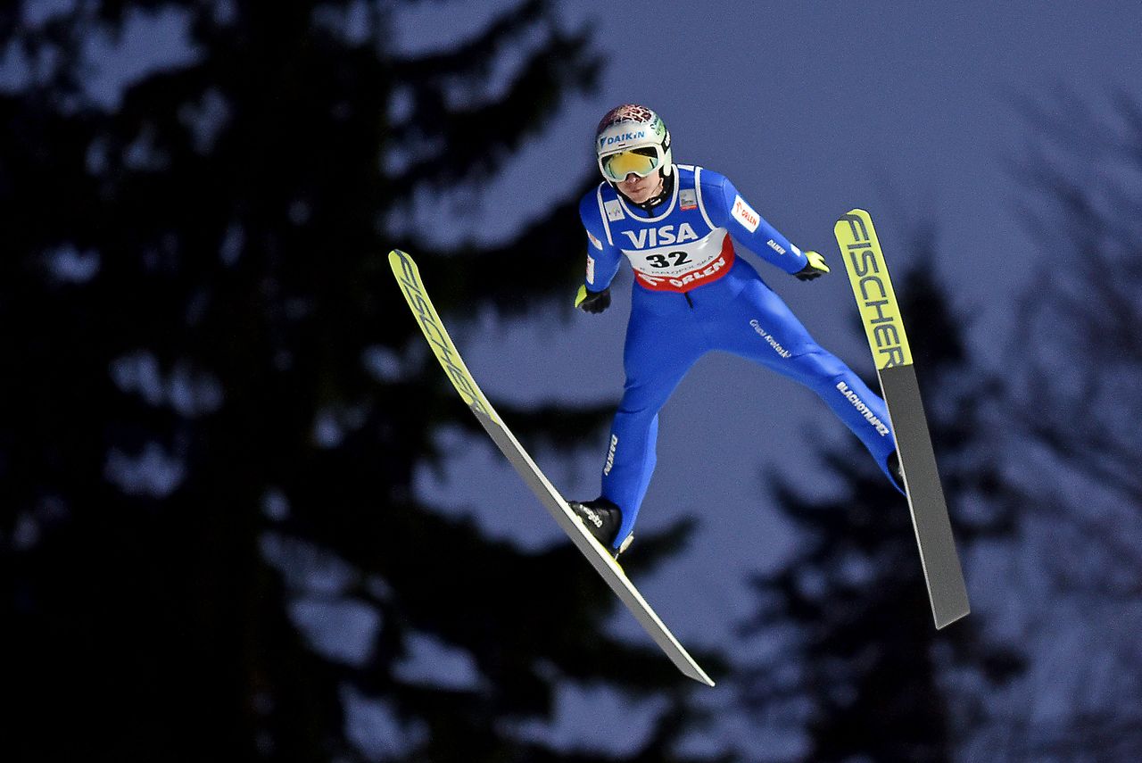 Tylko Zniszczoł zdążył oddać swój skok. Wiatr storpedował dzień w Ruce