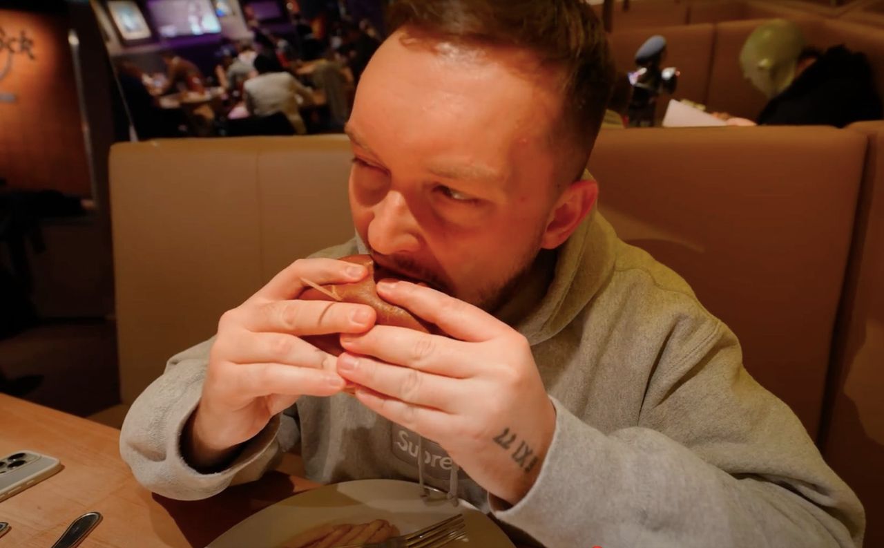 "Książulo" spróbował burgera Messiego. Tak go ocenił