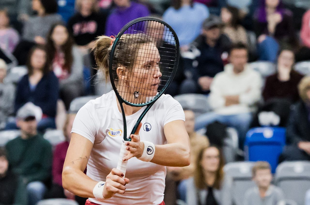 Katarzyna Kawa kontra Paula Badosa: emocjonujący pojedynek w Hamburgu