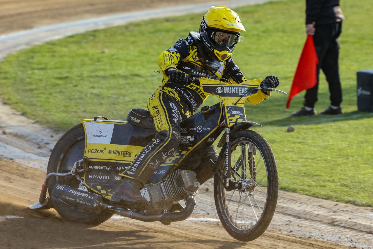 Żużel. Ryan Douglas jechał w swojej lidze. Jednostronna inauguracja w Ostrowie
