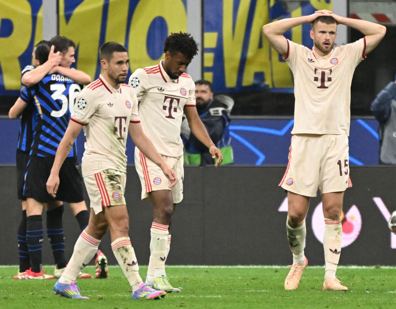 Niemcy gorzko po odpadnięciu Bayernu. "Marzenie legło w gruzach"