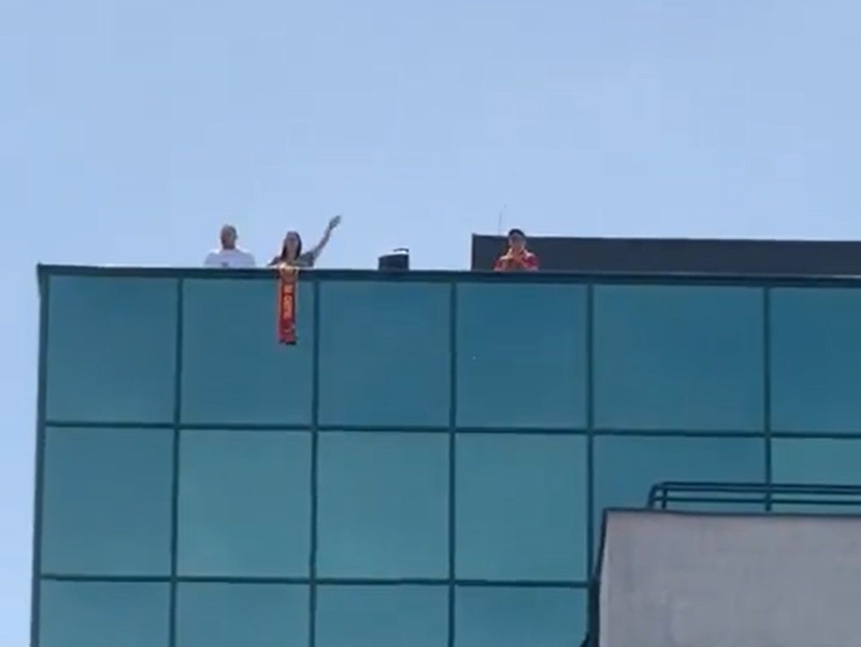 Dobrze się przypatrz. Kamera nagrała kibiców Jagiellonii