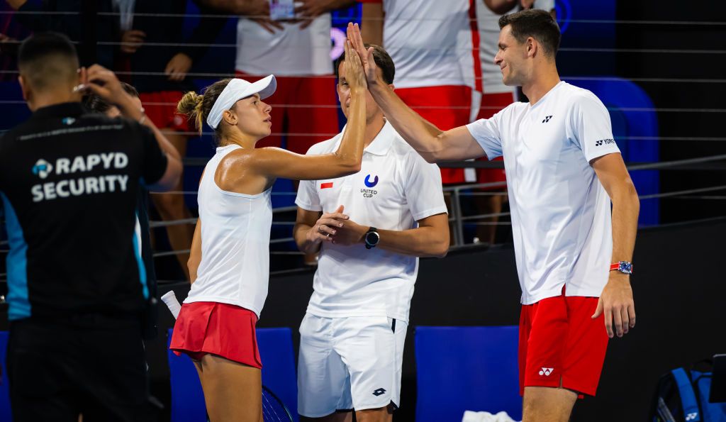 Są godziny meczów Linette i Hurkacza. Kibice nie będą zadowoleni