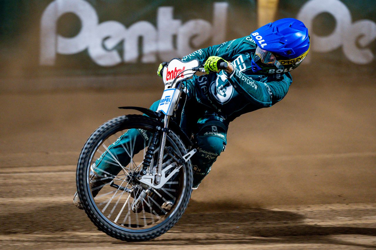 Żużel. Kontrolowane zwycięstwo Falubazu. Błysk młodego Australijczyka