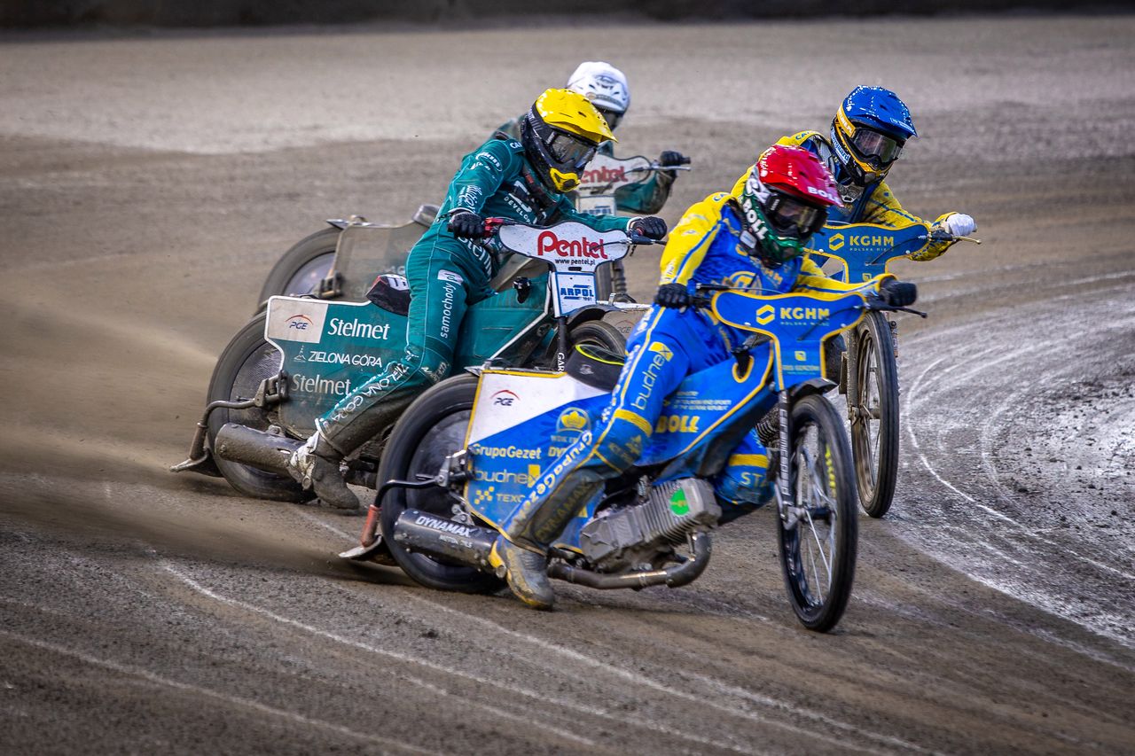 Żużel. Stal po raz drugi wygrała sparingowe derby. Tym razem Falubaz wyglądał znacznie lepiej