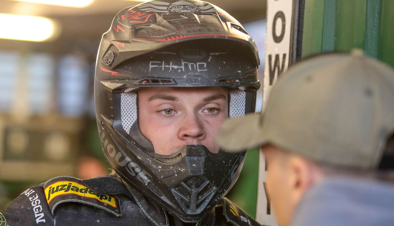 Żużel. Fantastyczna postawa Polaka w Neuenknick. Zdobył 30 punktów w 6 biegach