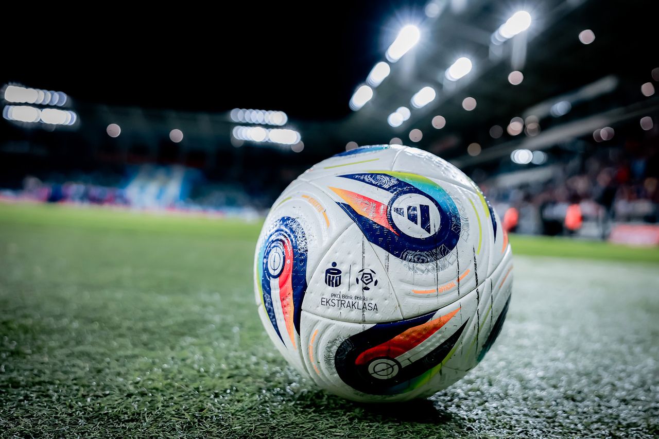 Odbierz kod i oglądaj sport w CANAL+ za darmo - żużel, Świątek, KSW i piłka nożna