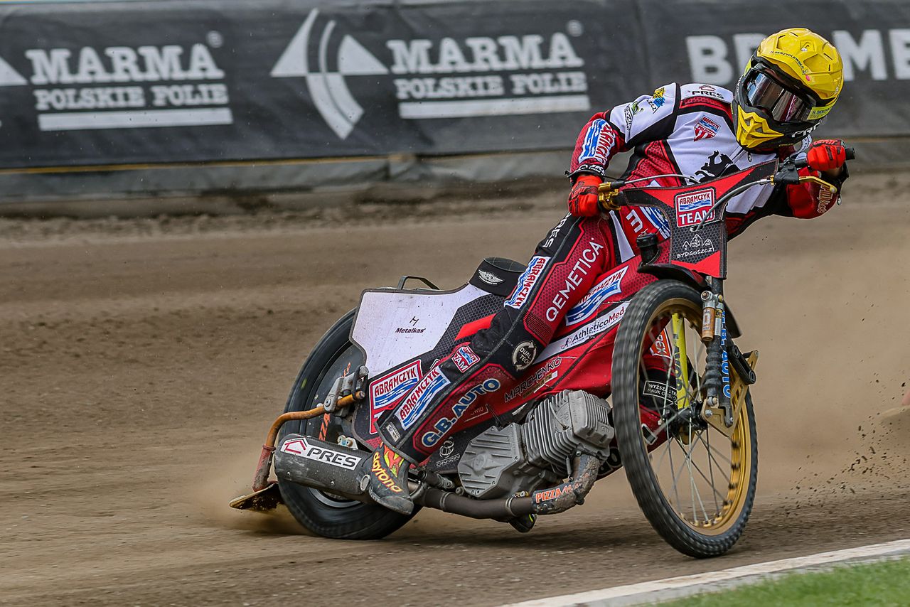 Żużel: Polonia wygrywa
