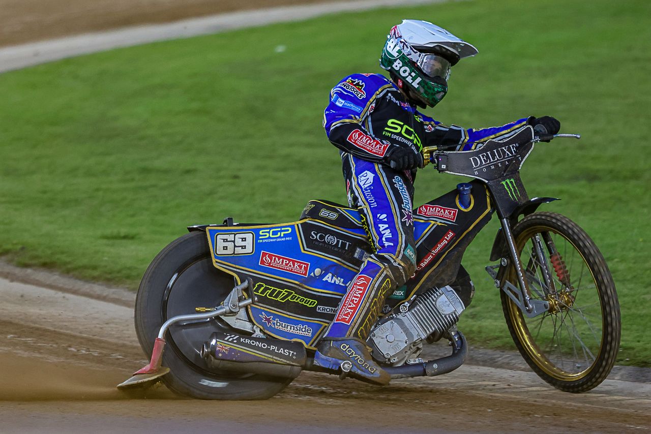 Szok! Mistrzowie kraju wystawieni na sprzedaż