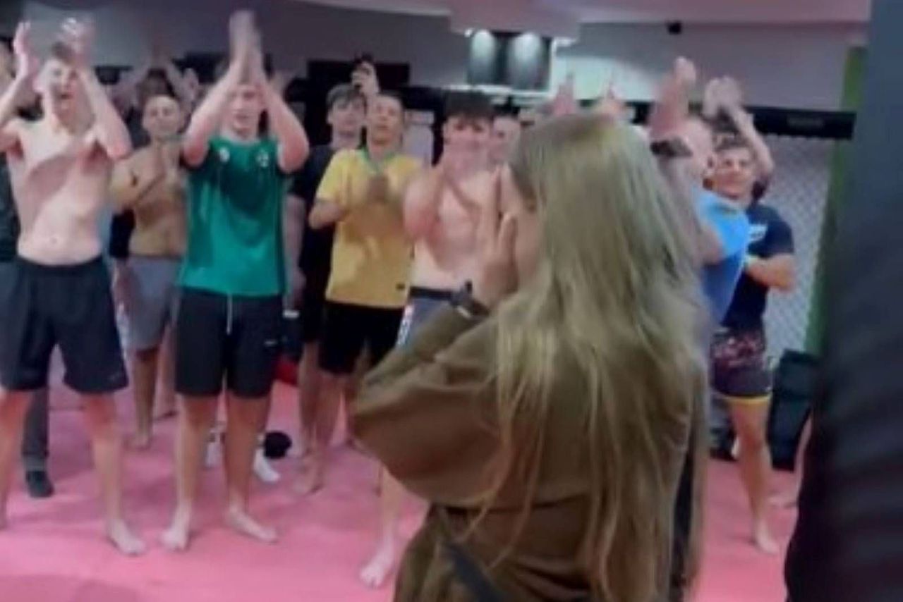 Tak przywitali mistrzynię świata. Polka nie mogła uwierzyć