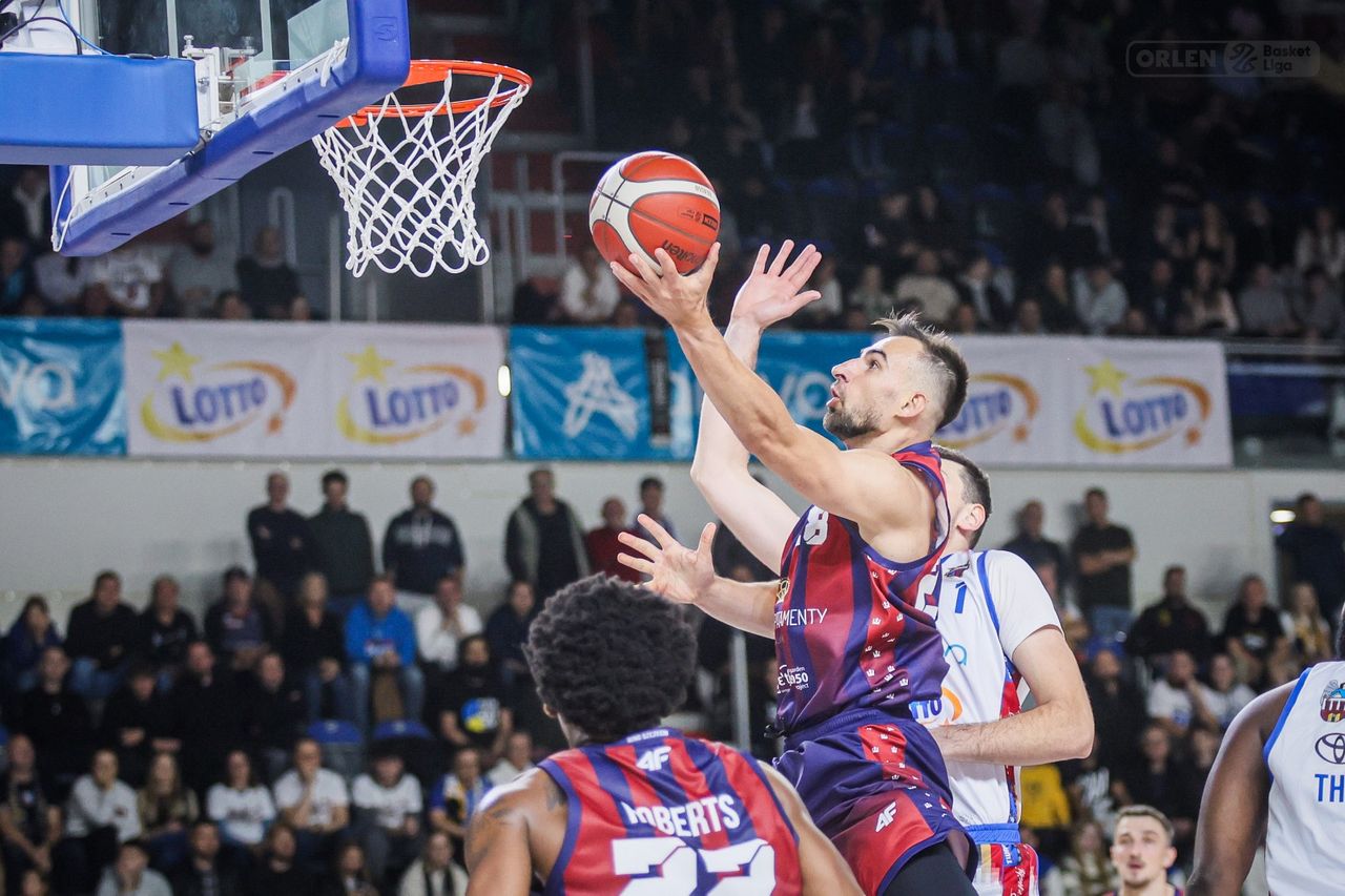 Niesamowita walka o fotel w Orlen Basket Lidze