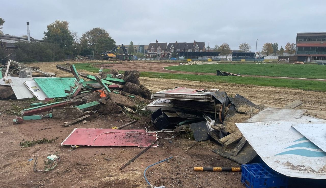 Ścigali się dla nich Moran, Nielsen i Zmarzlik. Tyle zostało z ich obiektu