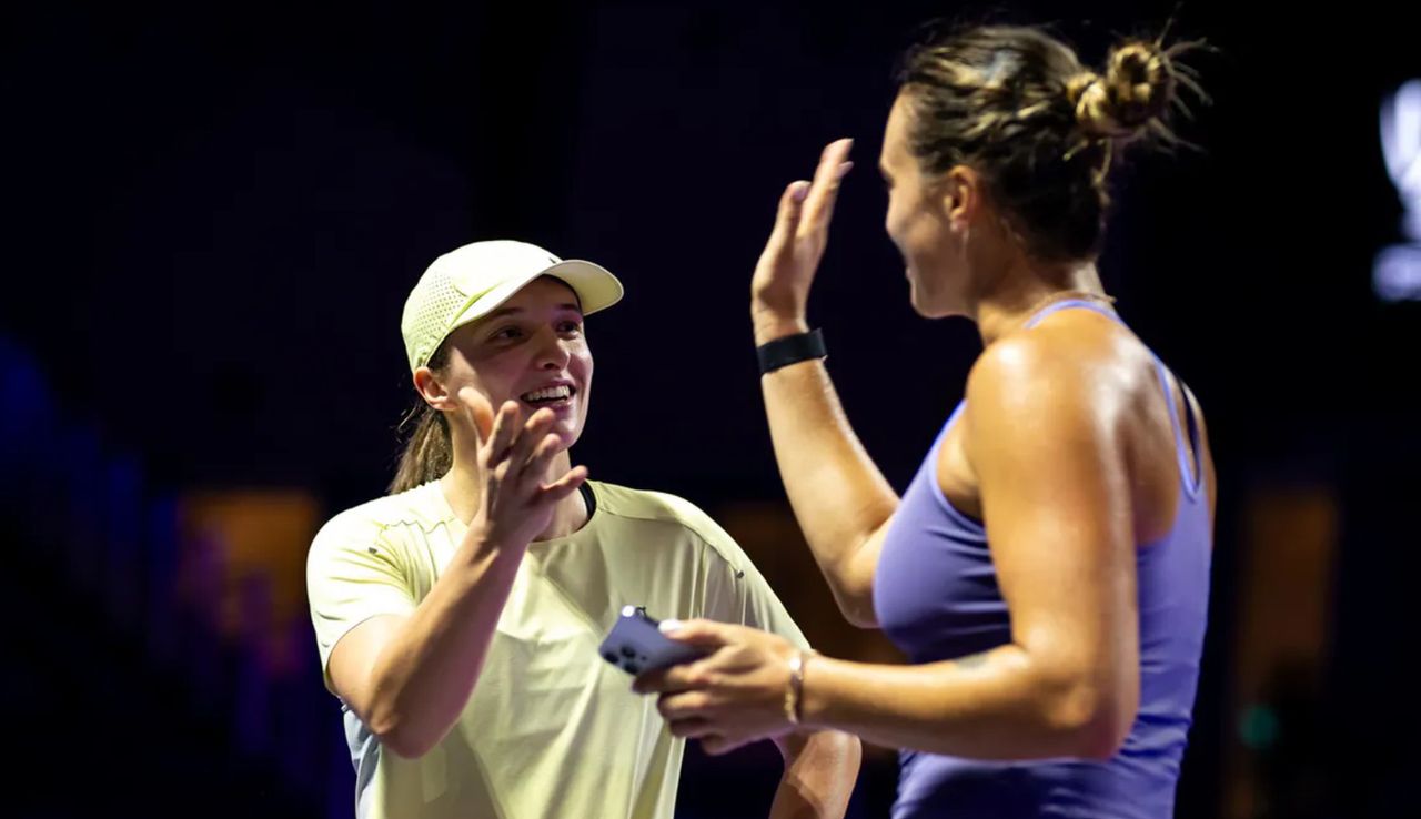 Sabalenka wyprzedziła Świątek! Nowa królowa pojedynków z elitą