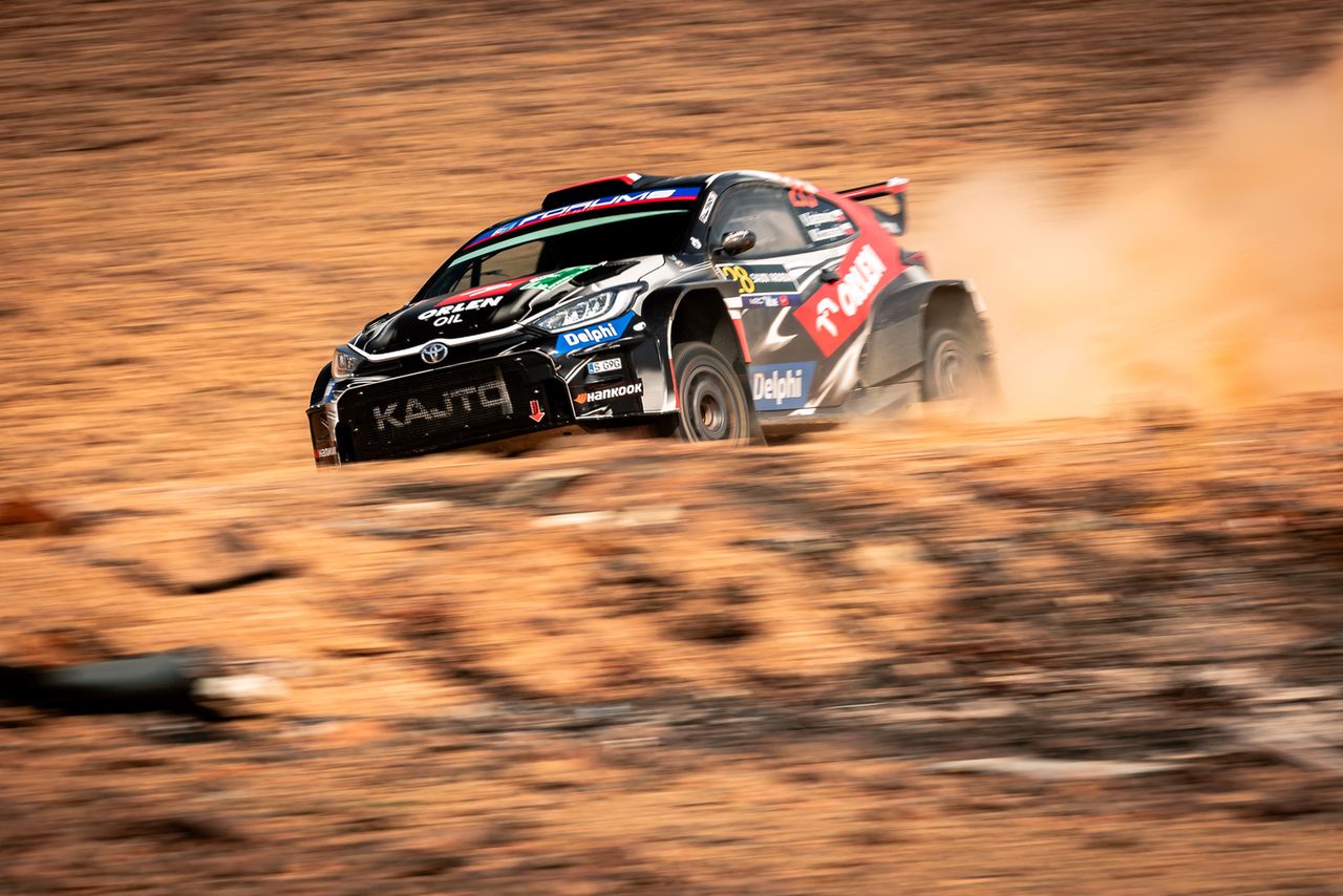 Kajetanowicz na podium. Huśtawka emocji w Arabii Saudyjskiej