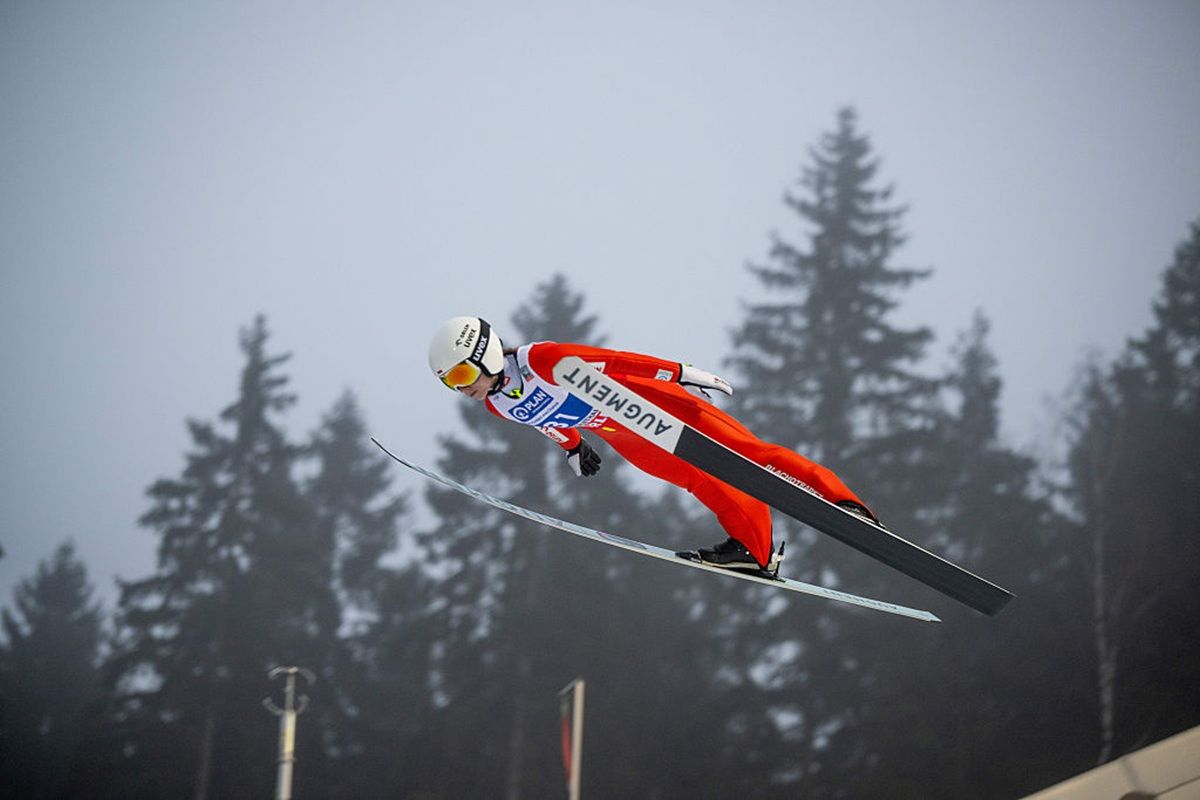 Twardosz punktuje w Klingenthal i pisze historię polskich skoków