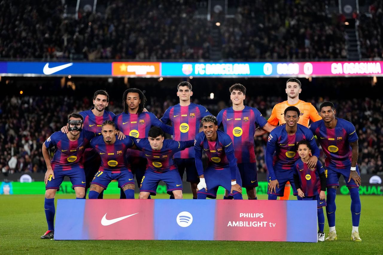 Minuta ciszy na Camp Nou. Upamiętniono Gabriela Masfurrolla