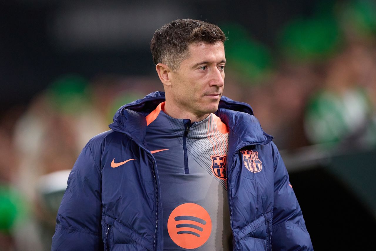 Lewandowski: Szanse na pozostanie w Barcelonie rosną?