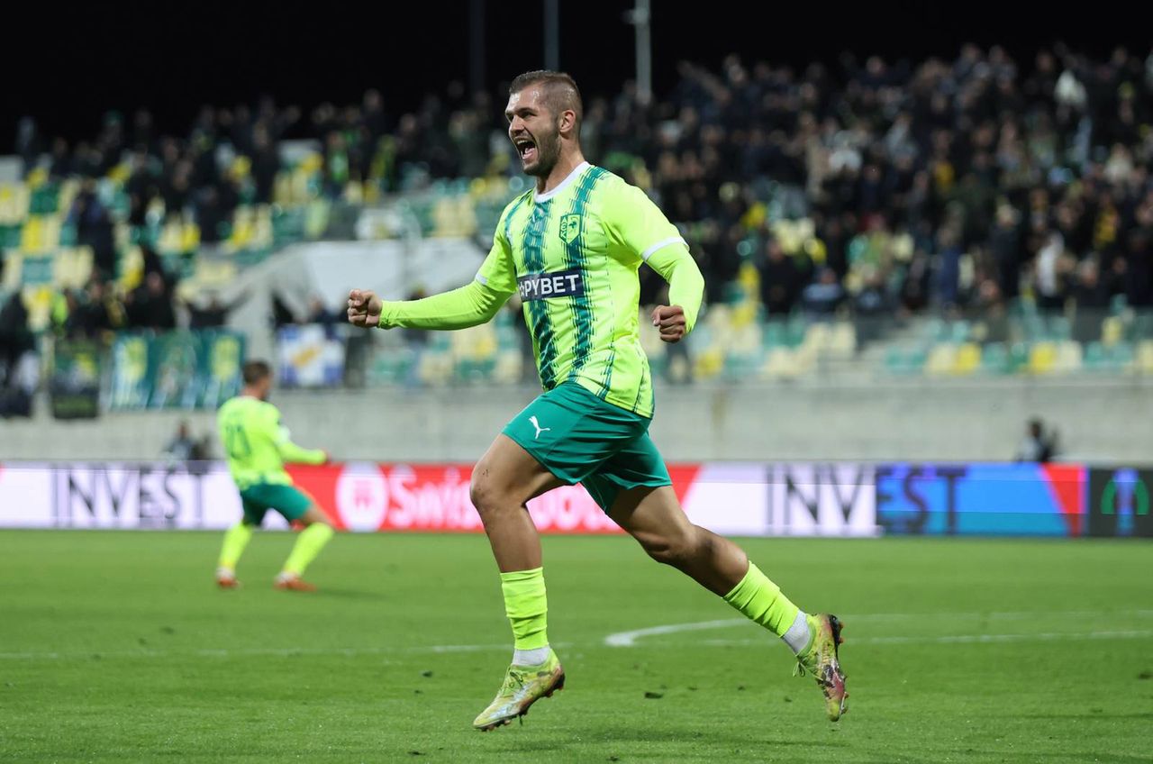 Media. Zwrot akcji ws. polskiego napastnika. Odrzucił propozycję lidera