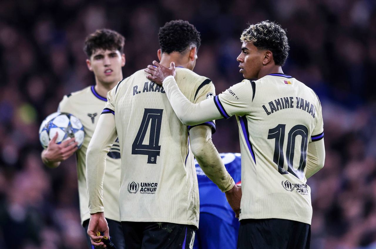 Media. Piłkarz Barcelony nie zagra. Flick musi radzić sobie bez niego